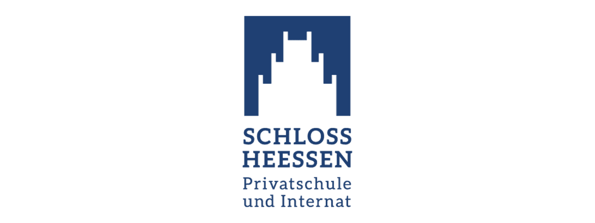 Logo von Schloss Hessen Privatschule und Internat in dunkelblauer Schrift mit stilisierter Schloss-Silhouette oben.